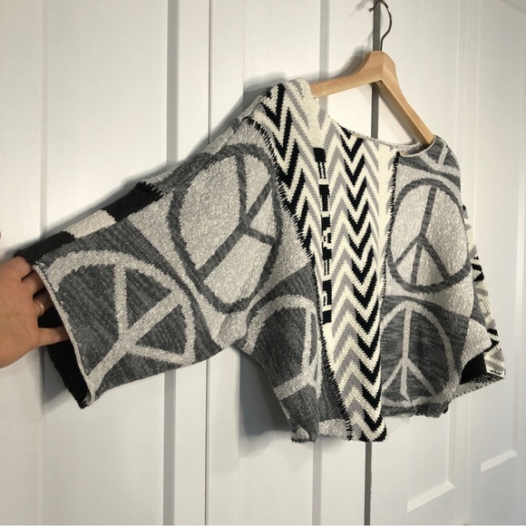 Urban Outfitters Peace and Love cropped sweater / M - Picture 3 of 8